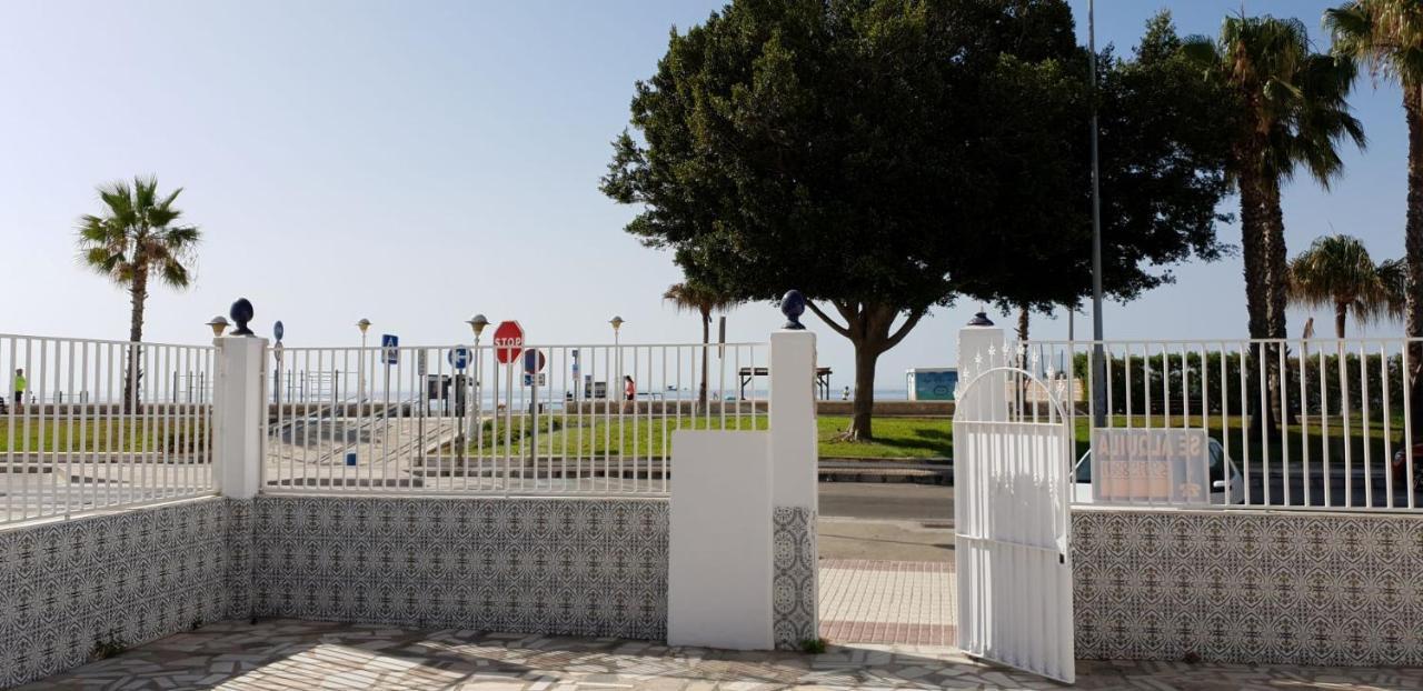 Casa 1ª Linea Paseo Maritimo Torre Del Mar Apartment Екстериор снимка