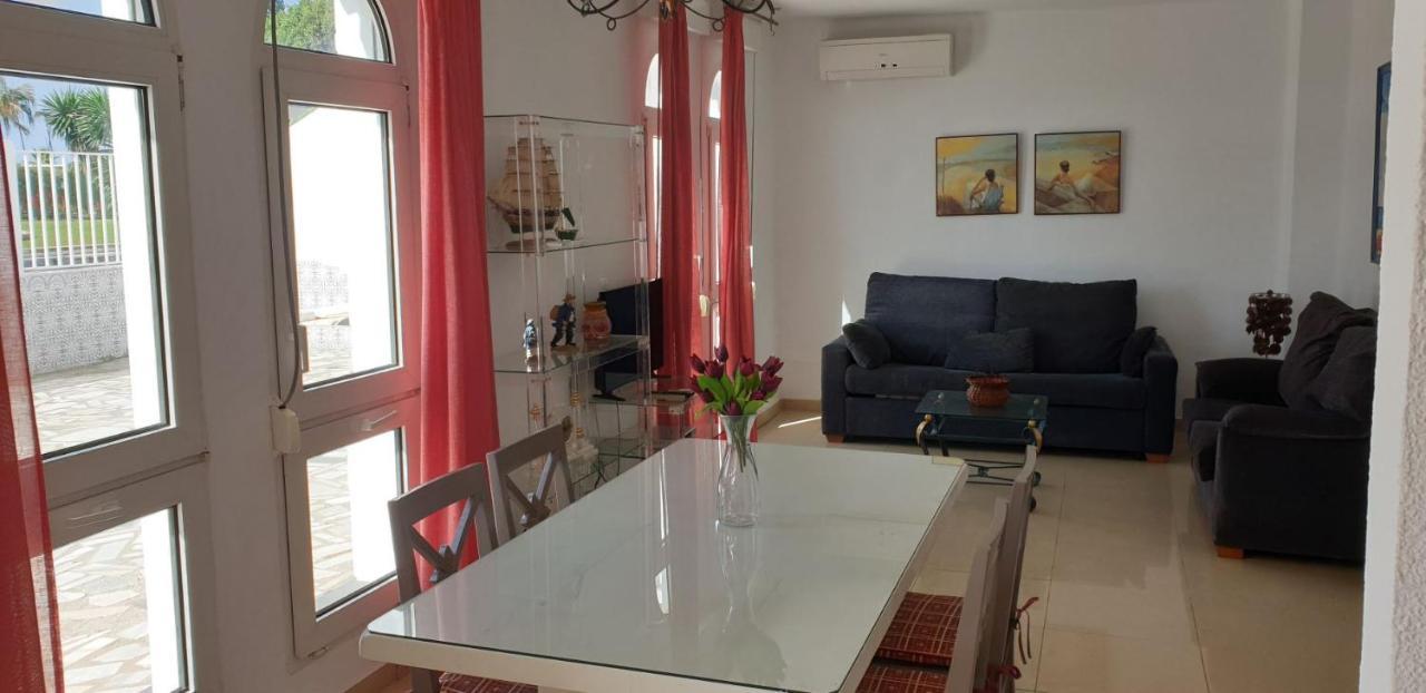 Casa 1ª Linea Paseo Maritimo Torre Del Mar Apartment Екстериор снимка